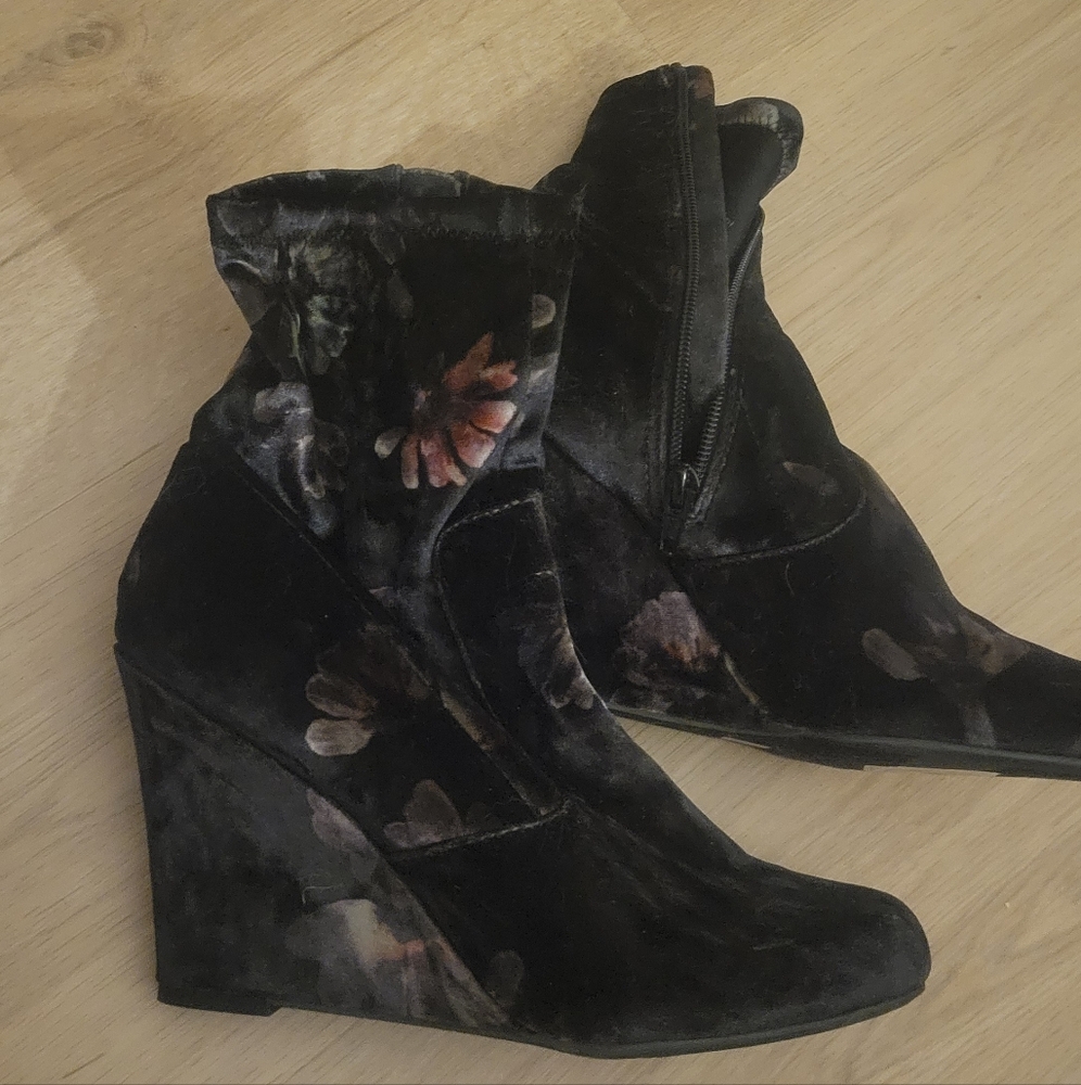 Booties Velvet